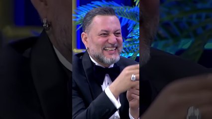 Sevdiği Kız Ağabey Demiş | Şarkılar Bizi Söyler