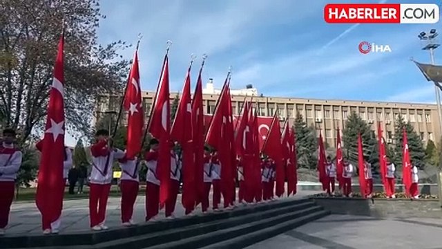 Atatürk, vefatının 86. yıldönümünde Uşak'ta anıldı