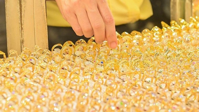 Giá vàng chiều 10/11: Vàng nhẫn tăng nhẹ