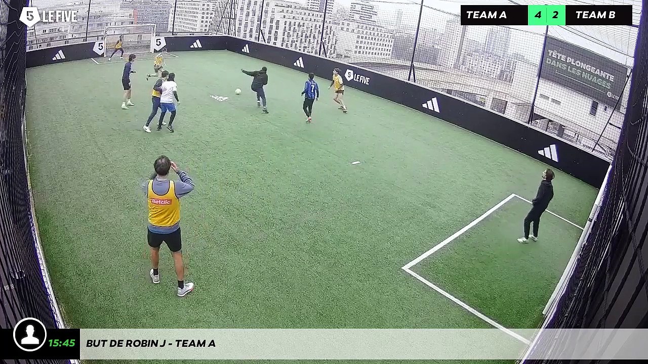 But de Robin J - Team A