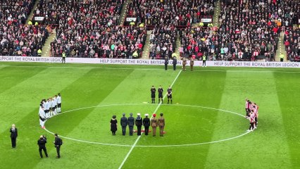 Sheffield United & Wednesday Honoring Remembrance Sunday with Last Post 🇬🇧
