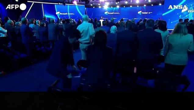 Sochi, Putin parlando di Trump lo definisce un uomo coraggioso