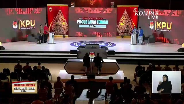 Ahmad Lutfhi-Taj Yasin Nembang Lir-Ilir Sampaikan Kata Penutup di Debat Kedua Pilgub Jateng