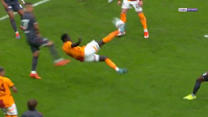 Holly e Benji in Turchia? Il Galatasaray dà spettacolo in area