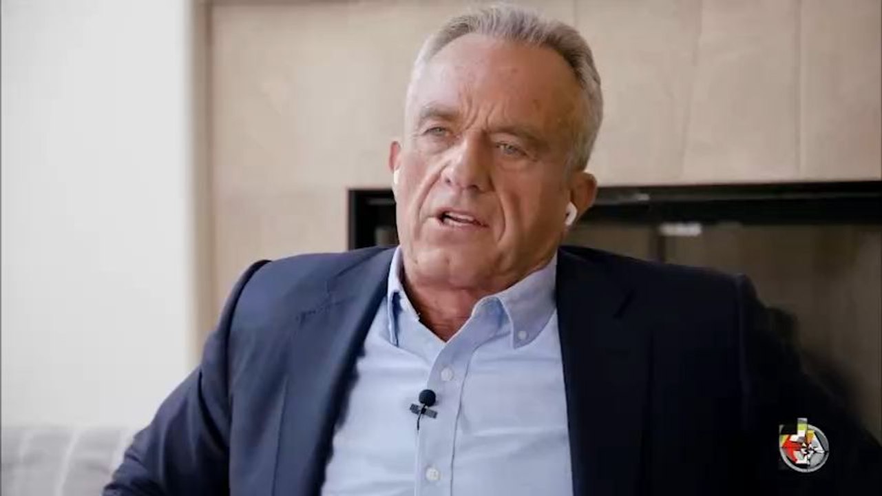 RFK Jr : "[La crise climatique] est utilisée comme prétexte pour réprimer les contrôles totalitaires, de la même manière que l'a été la crise du Covid." "Et ce sont les mêmes personnes... C'est le Forum économique mondial,