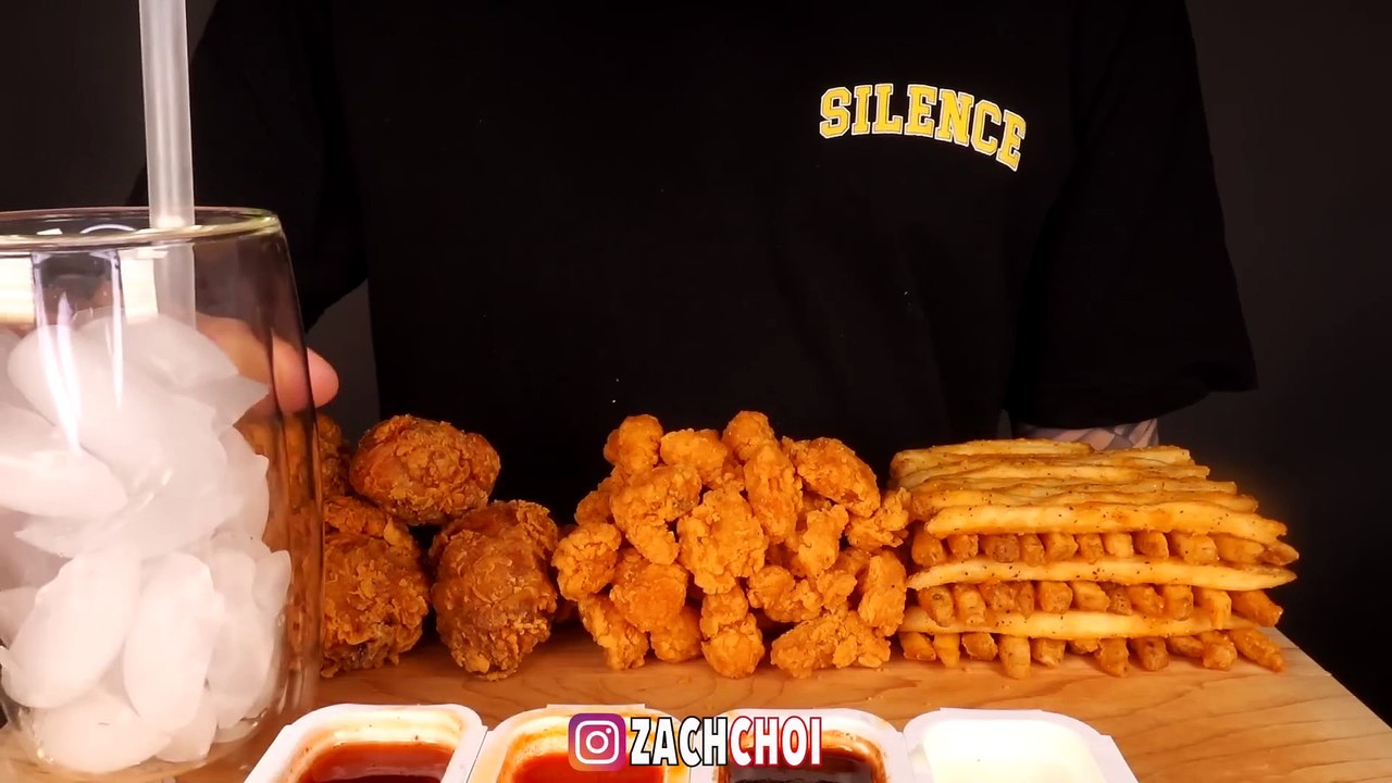 ASMR SPICY FRIED CHICKEN, FRIED SHRIMP & FRIES MUKBANG (No Talking) EATING SOUNDS _ Zach Choi ASMR