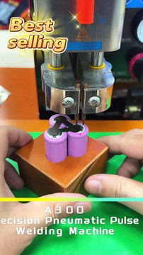 Precision pneumatic pulse welding machine can spot weld battery fixtures of different shapes.