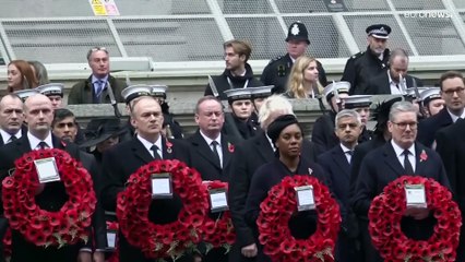 الملك تشارلز وكيت يحضران مراسم يوم الذكرى لتكريم الجنود الذين قضوا في الحروب