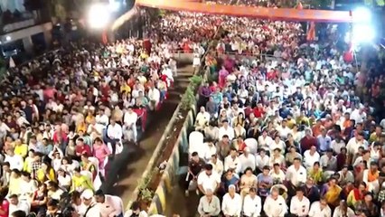 राज ठाकरेंना भर सभेत एक फोन आला अन्