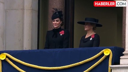 Prenses Kate Middleton, Anma Günü törenlerine eşi Prens William ile katıldı