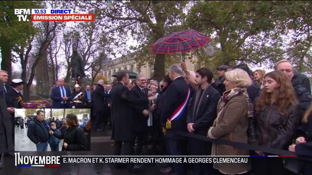 11-Novembre: C'est important que les jeunes comprennent ce qu'il s'est passé , explique ce père présent avec son fils aux commémorations