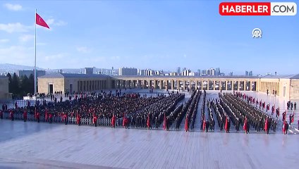 10 Kasım'da Anıtkabir'i 1 Milyondan Fazla Ziyaretçi Gezdi