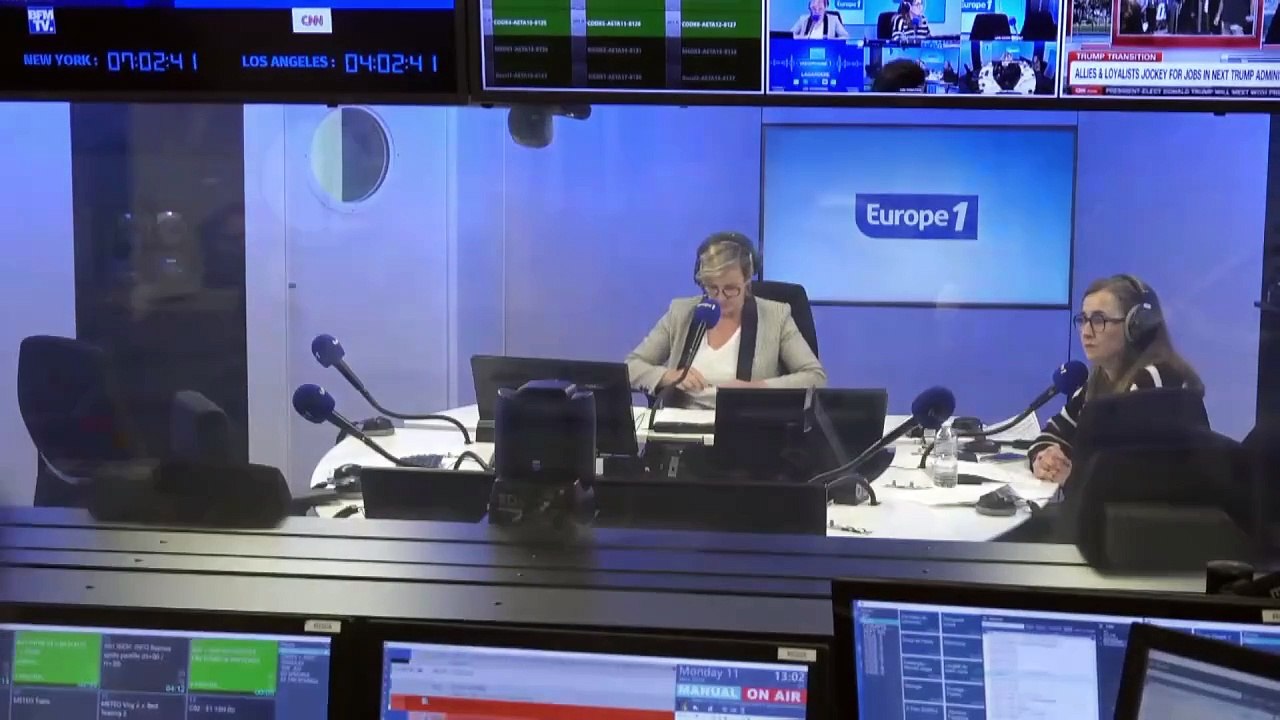 11-Novembre : Emmanuel Macron et le Premier ministre britannique ont ravivé la Flamme du soldat inconnu au pied l'Arc de triomphe