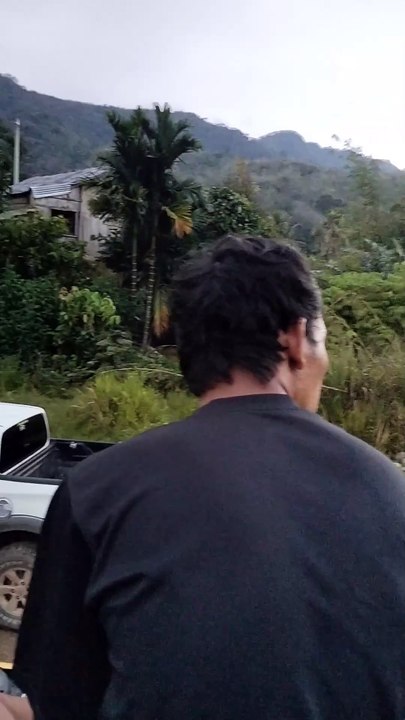 memperbaiki yunit exca