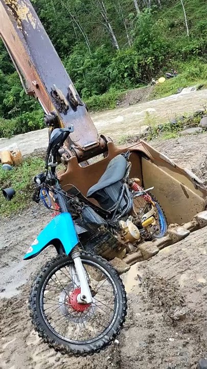 air sungai banjir ini solusi nya