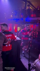 Arrascaeta é "flagrado" todo soltinho na pista de dança após título do Flamengo