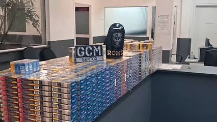 GCM apreende mercadoria roubada, avaliada em R$ 30 mil reais e criminosos fogem em Santos