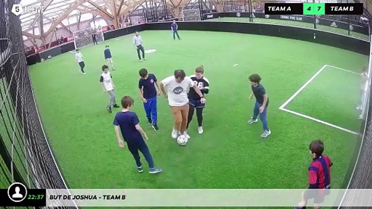 But de Joshua - Team B