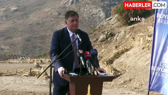 İzmir Büyükşehir Belediye Başkanı Tugay: Türkiye'nin Her Yerinde Birilerine Bir Şeyleri Peşkeş Çekmekten Öte Hiçbir Şey Yapmıyorlar.