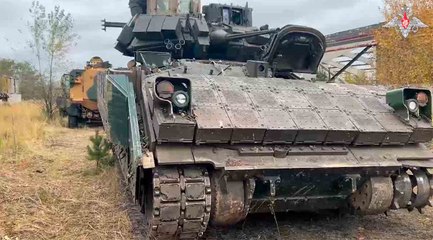 動画：ロシア軍がM2ブラッドリー車両を戦利品として捕獲・展示