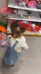 Babasını para ile eş anlamlı sanan ufaklık 😊