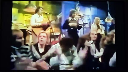 THE SEEKERS (LOUISA WISSELING) - Break These Chains (Musikladen 1975)