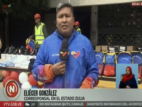 Zulia | Gobierno Bolivariano benefició a alumnos del mcpio. Maracaibo con entrega de útiles y uniformes