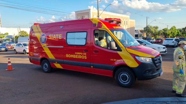Jovem de 19 anos fica ferida após acidente na Rua Cuiabá