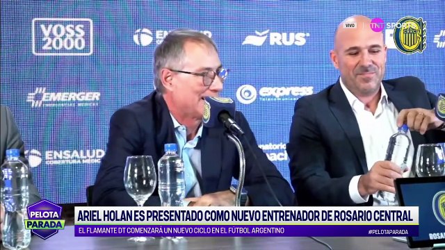 Ariel HOLAN en su presentación como nuevo DT de Rosario Central