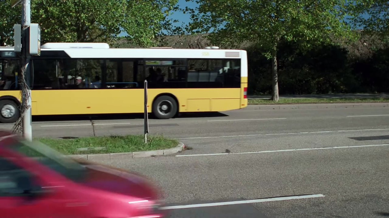 Fremde Haut | movie | 2005 | Official Trailer