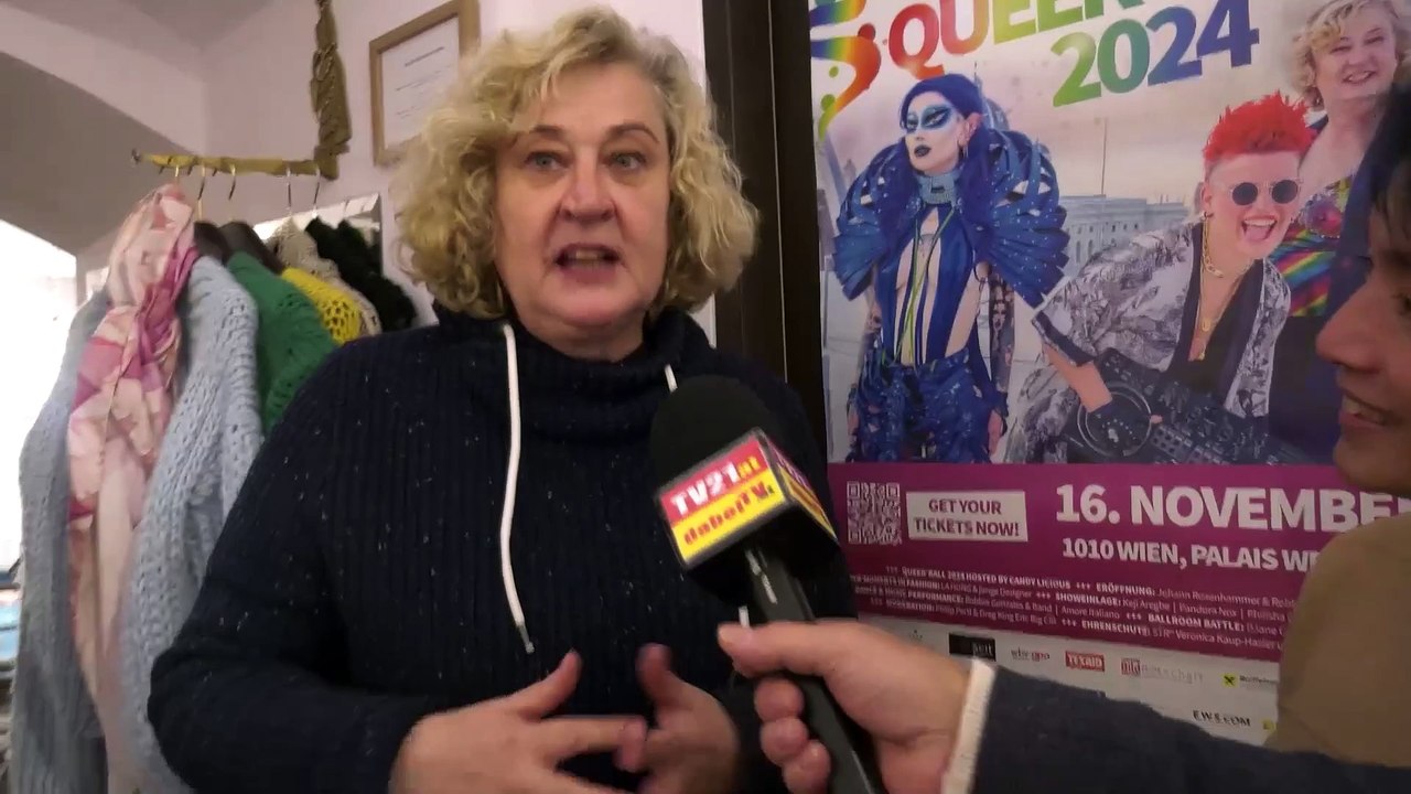 Ea Hong - von Marilyn, die 50er und dem Qeer Ball