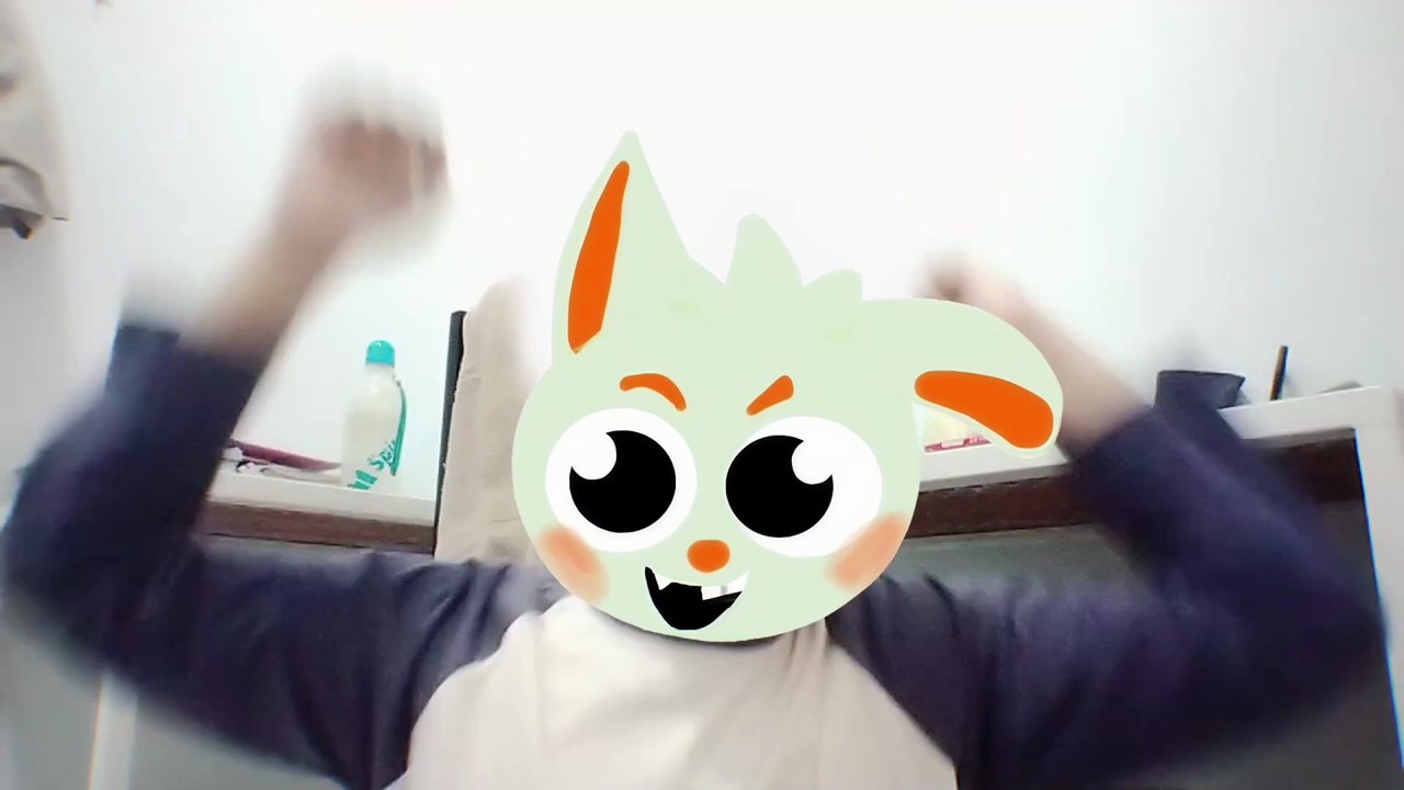 Astrid 'Azeroid' Houston Blythe - Numa Numa Dance (Dragostea Din Tei) #1