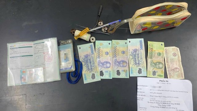 Bình Dương: Trả lại sổ tiết kiệm trị giá 250 triệu đồng cho người đánh rơi