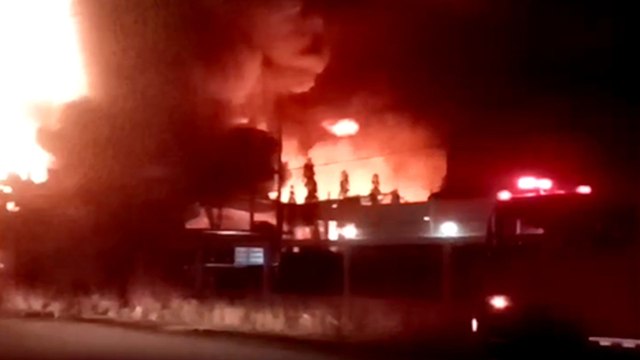 Vụ cháy kho nguyên liệu ở Long An: Không ảnh hưởng môi trường