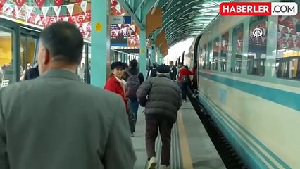 Bakan Tekin'in ''indirim uzatılsın'' ricasına Bakan Uraloğlu sessiz kaldı