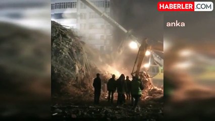 Depremde 146 Kişinin Öldüğü Hamidiye Sitesi Davasında Tutuklu Müteahhit Kara'nın Binayı '9 Şiddetindeki Depreme Dayanır' Diye Sattığı İddia Edildi