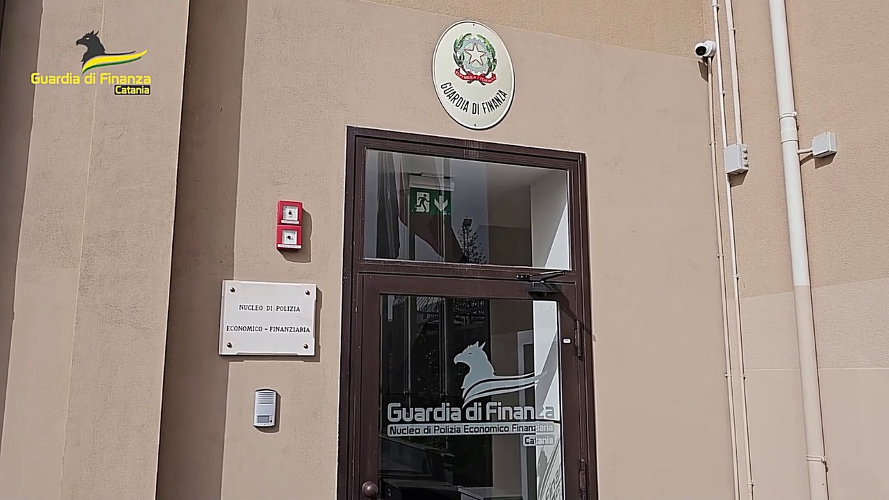 Frode con false fatture: 29 indagati. Sequestro da 8mln a 28 società: coinvolte Messina, Cosenza e Vibo