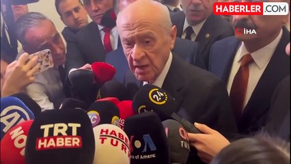 Bahçeli'den "Çözüm sürecinde Erdoğan ile görüş ayrılığı yaşıyor musunuz?" diye soran gazeteciye tepki
