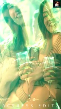 Kriti Sanon Hot Vertical Video | Bollywood Actress Kriti Sanon Hot Edit from CREW MOVIE 4K 60 FPS