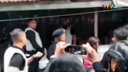 Gerebek Narkoba, Warga Terdiam Dibentak Polisi