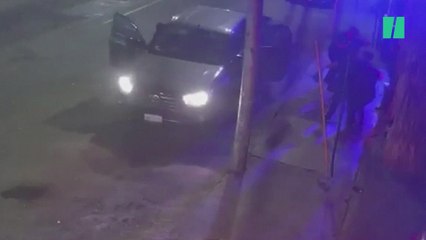 Graban el momento en el que hombres armados asaltan un bar y tirotean a varias personas