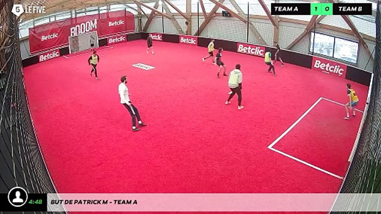 But de Patrick M - Team A
