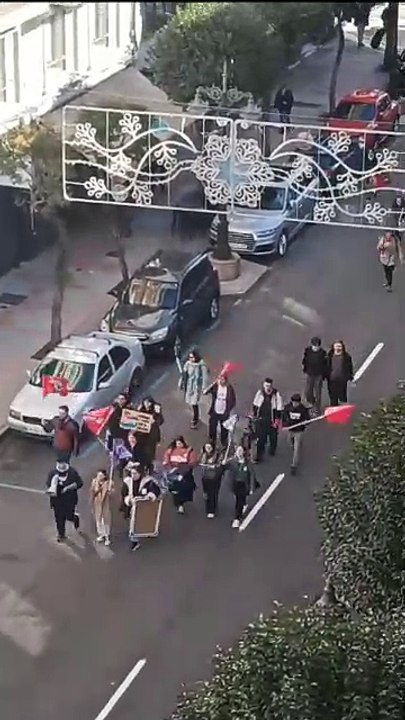 Huelga estudiantil en solidaridad con Valencia