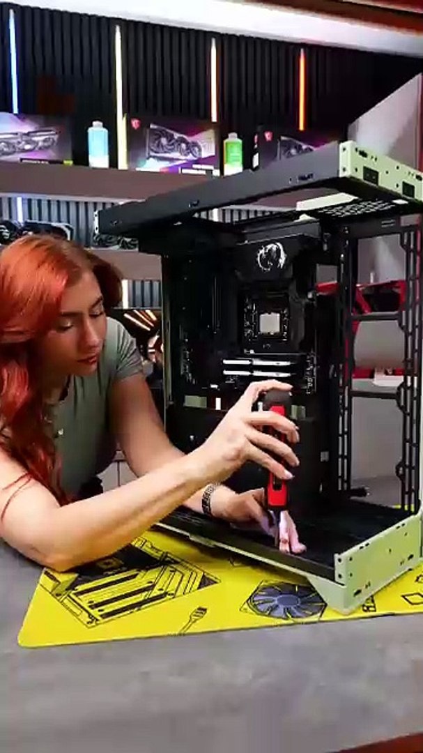 ⁣Red Gaming PC Build is Fire 🔥