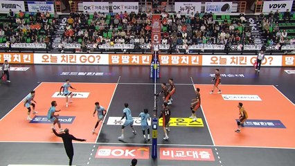 '아히 37점' 우리카드, OK저축은행 꺾고 3연승 / YTN