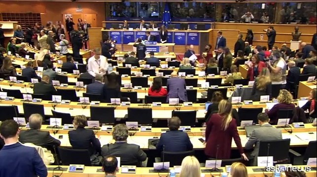 Fitto a Bruxelles: impegno assoluto per Ue. Pnrr? Obiettivi in linea