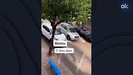Una fuerte tromba de agua provoca inundaciones en Ibiza