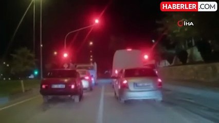 Trafikte Makas Atan Midibüs Kazaya Neden Oldu