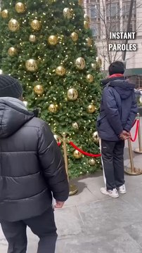 Cet homme sans-abri au grand cœur aide un homme dans le besoin puis reçoit 500 dollars