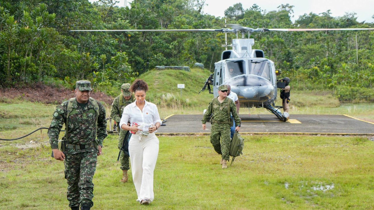 Llegan primeras ayudas humanitarias para damnificados en Chocó por fuertes lluvias